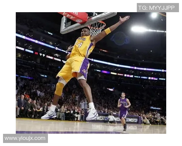 足球明星穿上科比球鞋展现运动魅力引发球迷热议