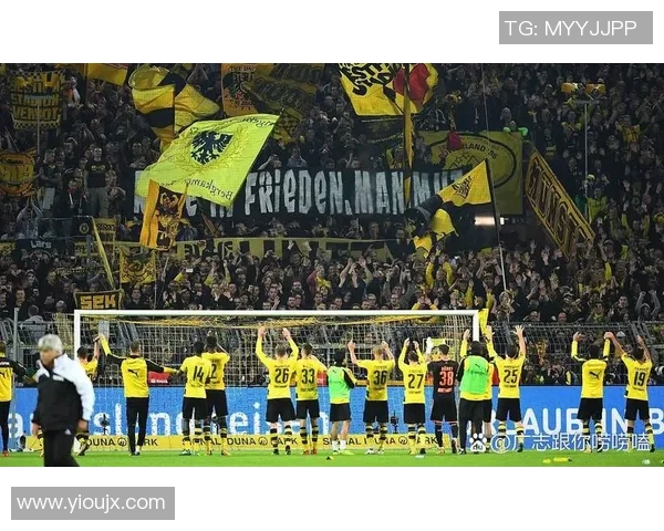 2020年曼联与巴黎圣日耳曼激战回顾：一场足球盛宴的精彩瞬间与战术较量